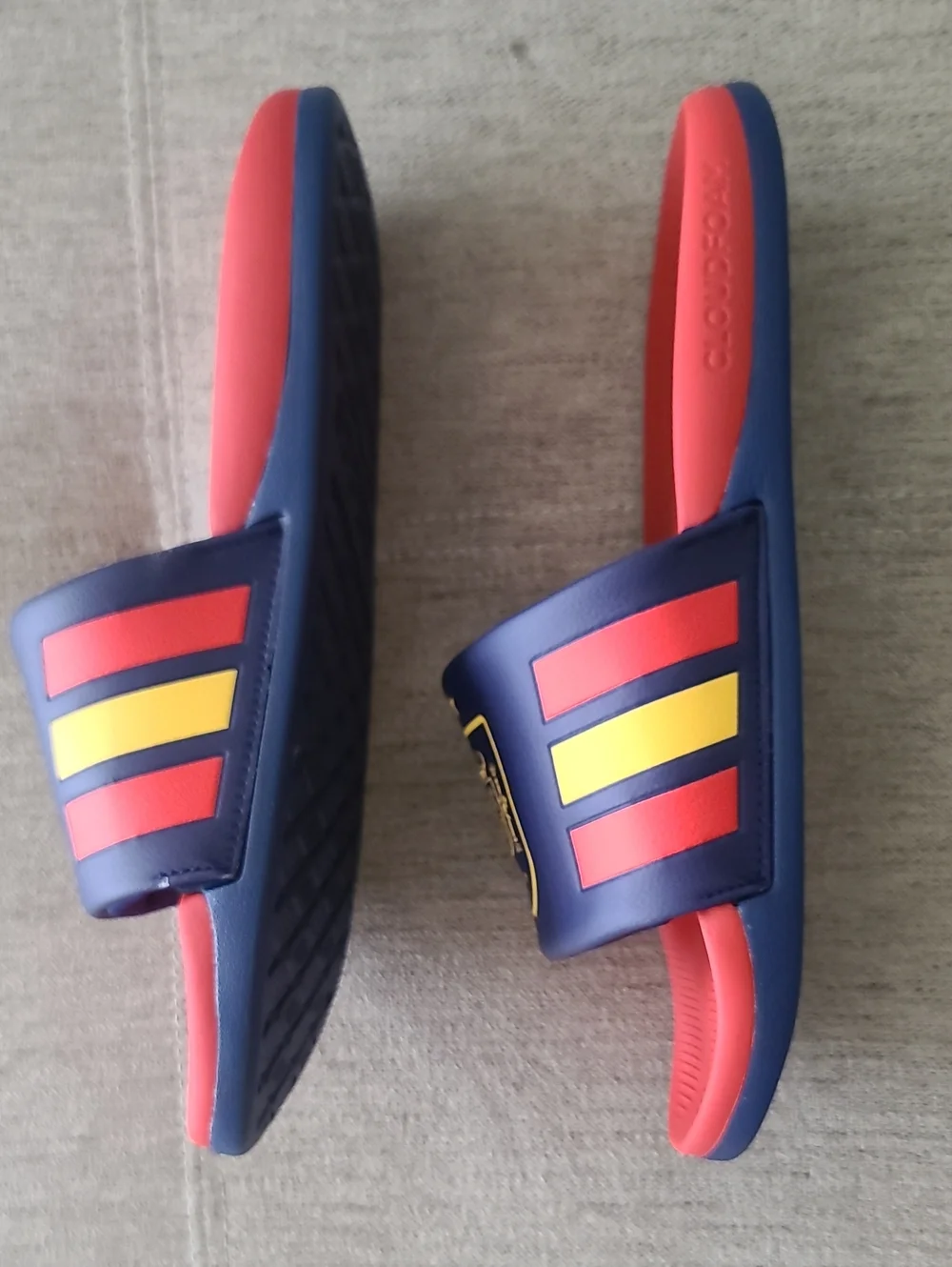 Adidas Adilette Comfort 2.0 Spain Slides